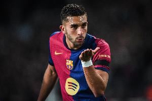 世体：费兰-托雷斯轻微肌肉疲劳，未参加巴萨周六的第二场训练