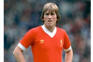 传奇！达格利什红军首秀48周年，利物浦官方社媒致敬