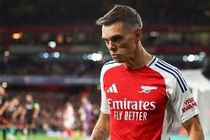 标晚：特罗萨德可以出战曼联，热苏斯预计今年秋天复出