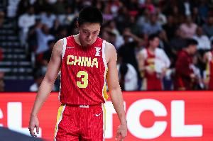 杨毅：澳大利亚躲过了轩轩最后一颗子弹 有点儿可惜 但并不遗憾！