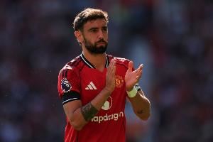 曼晚：曼联坚持B费今夏离队可能性极小，内部对其离队传闻困惑