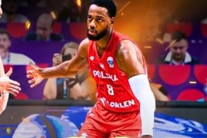 这归化好使！劳埃德欧锦赛首秀砍32分 波兰队欧锦赛近39年来最多