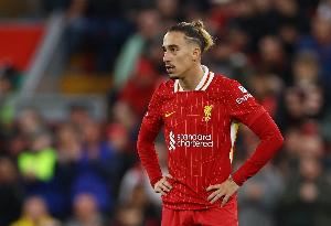 罗马诺：齐米卡斯租借加盟罗马最终细节正在商定中，很快HWG