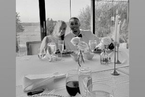 爱情加冕！国王球员基根-穆雷与妻子步入婚姻殿堂！