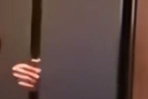 今日趣图：90分钟热身完毕，刚哥已经做好了酒店以一敌多的准备