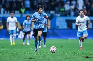 20岁148天！今天朱鹏宇担任大连英博的场上队长