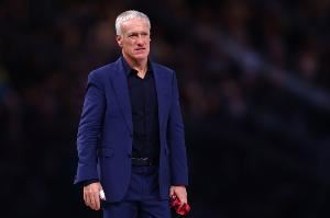 德尚：第一个丢球犯规在先本该取消，我们在第二个丢球出现了漏洞