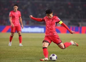 韩媒：孙兴慜近期在韩国队出场时间减少，这可能对球队不利