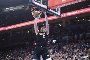 正负值+21并列最高！克林根12中8贡献16分14板 其中7前场板